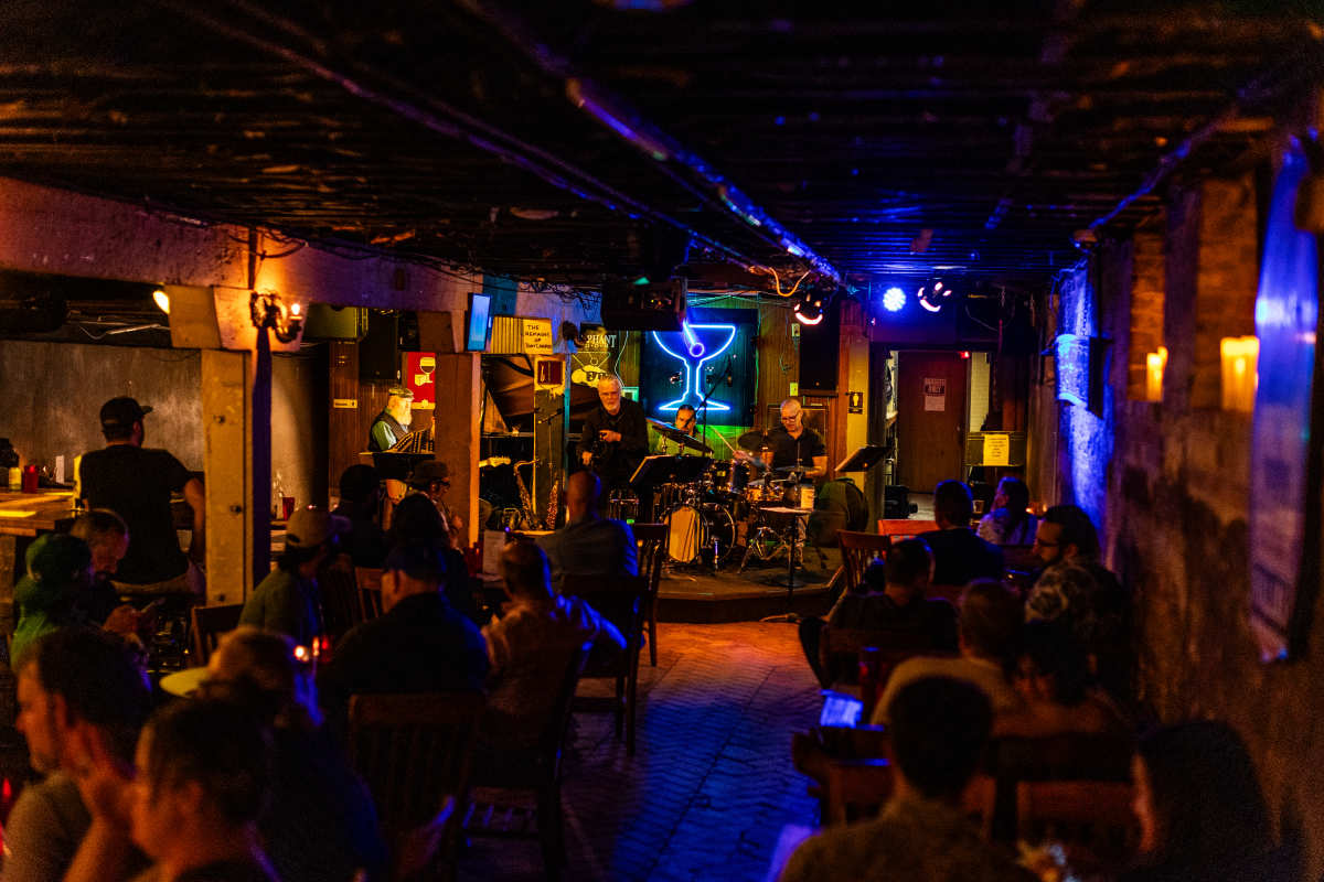 Elephant Room Review South Congress Austin The Infatuation