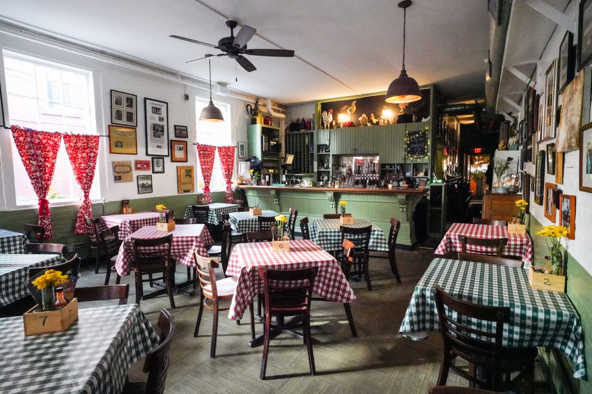 The 16 Best Restaurants & Hotels In Saratoga Springs - Saratoga Springs