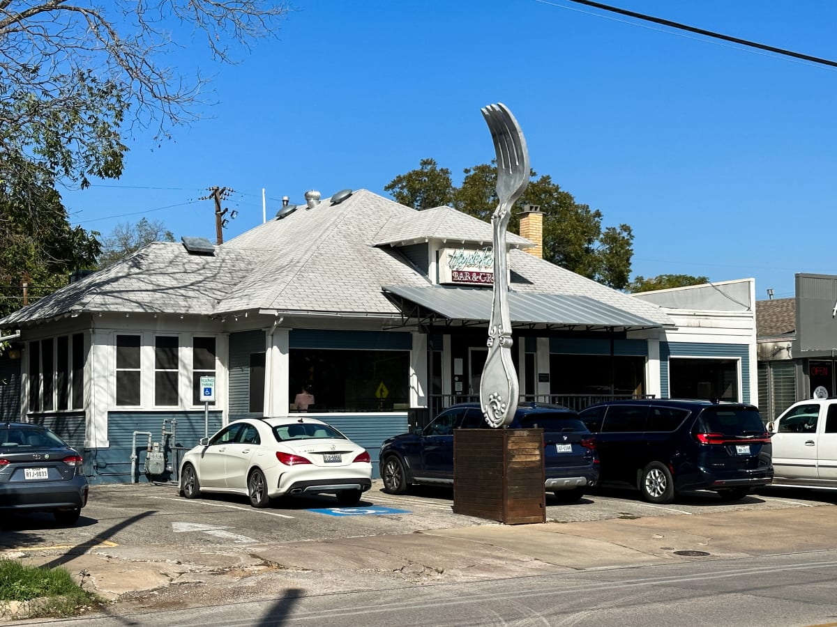 Hyde Park Bar & Grill Review Hyde Park Austin The Infatuation