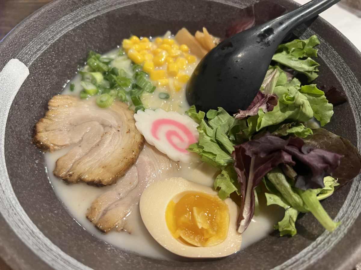 Rocket Sushi is a little gimmicky, but the food is solid - Review - San Francisco - The Infatuation