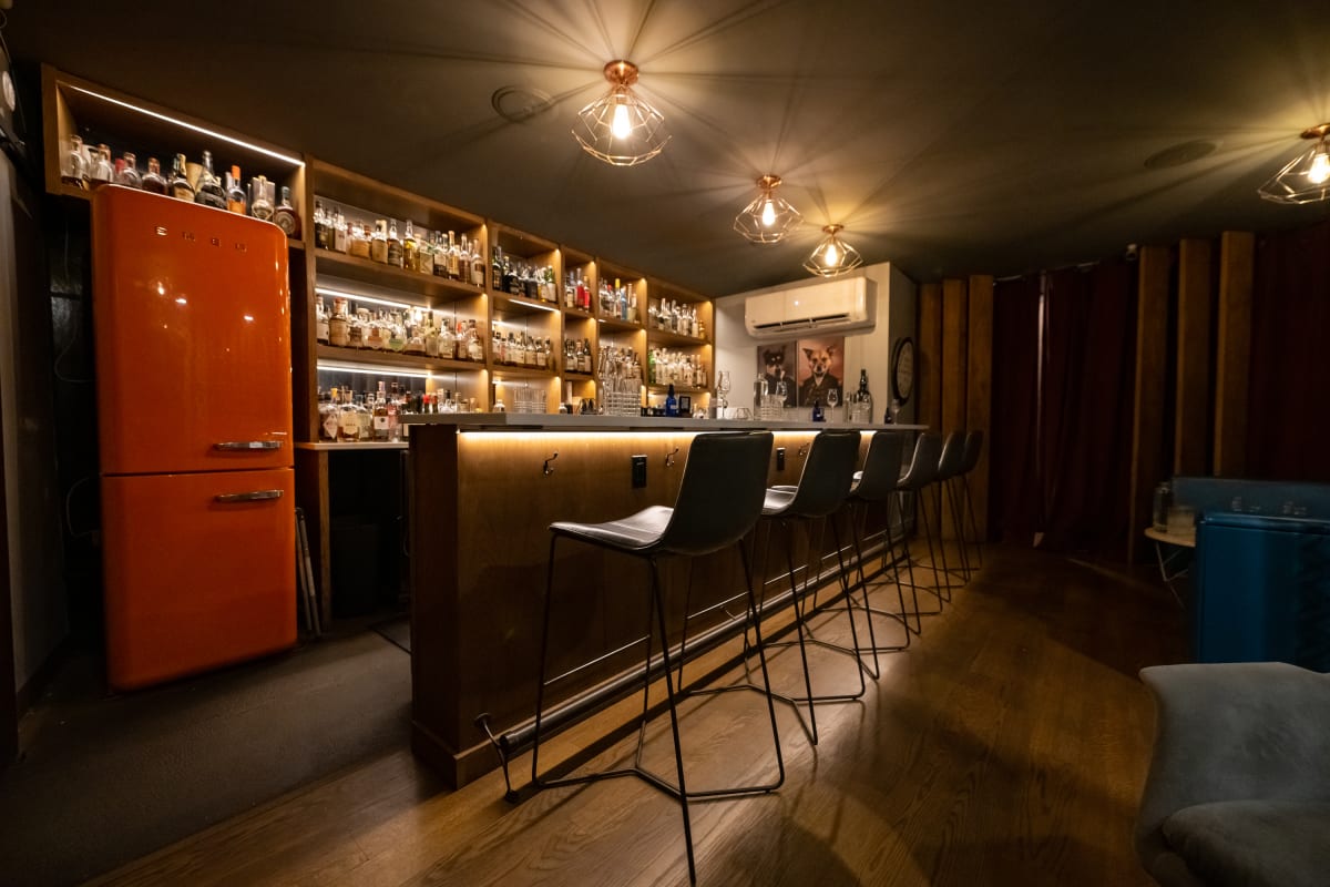 The Best Bars On Capitol Hill Seattle The Infatuation