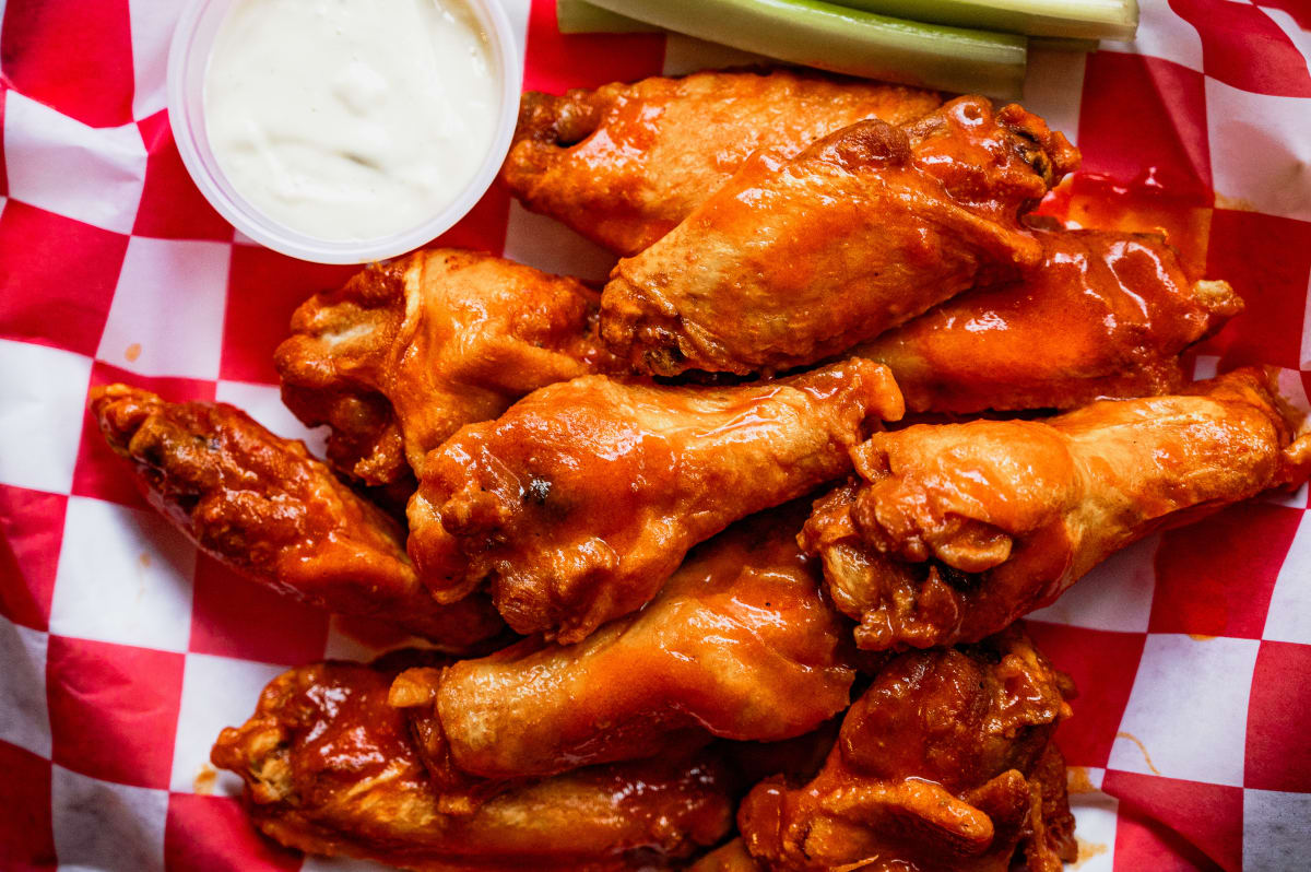 The 15 Best Chicken Wings In Philadelphia Philadelphia The Infatuation