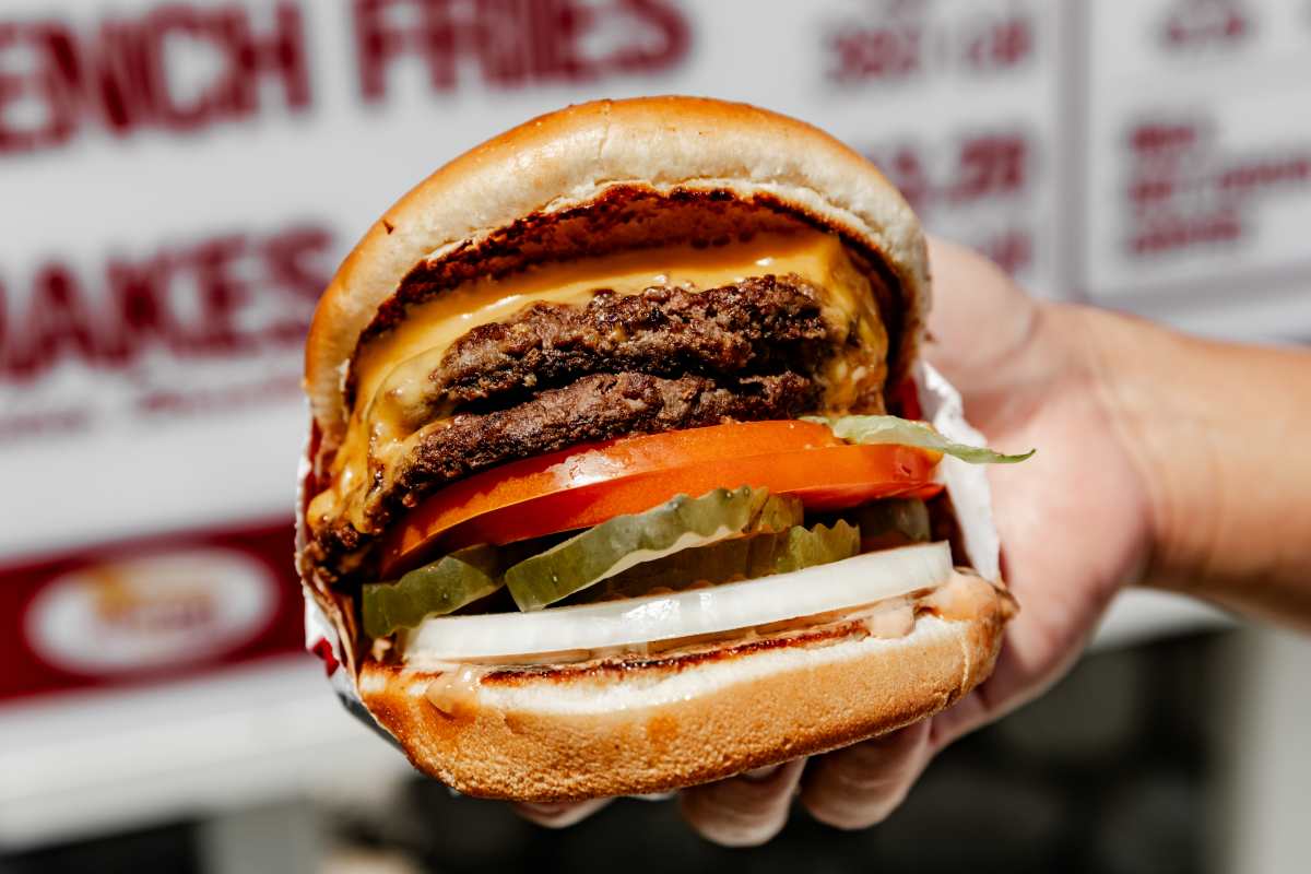 The 10 Best Old-School Burgers In LA  - Los Angeles - The Infatuation