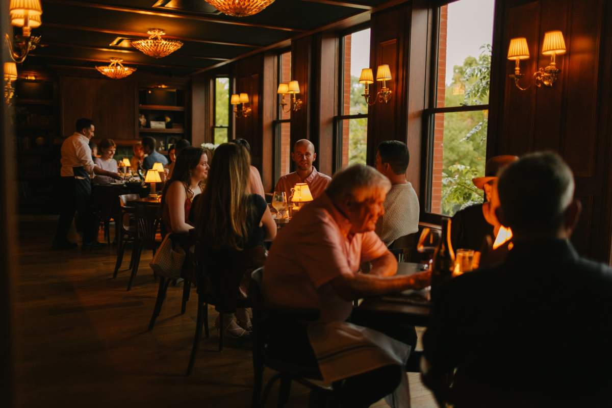 The Bull Moose - Review - Lincoln Park - Chicago - The Infatuation
