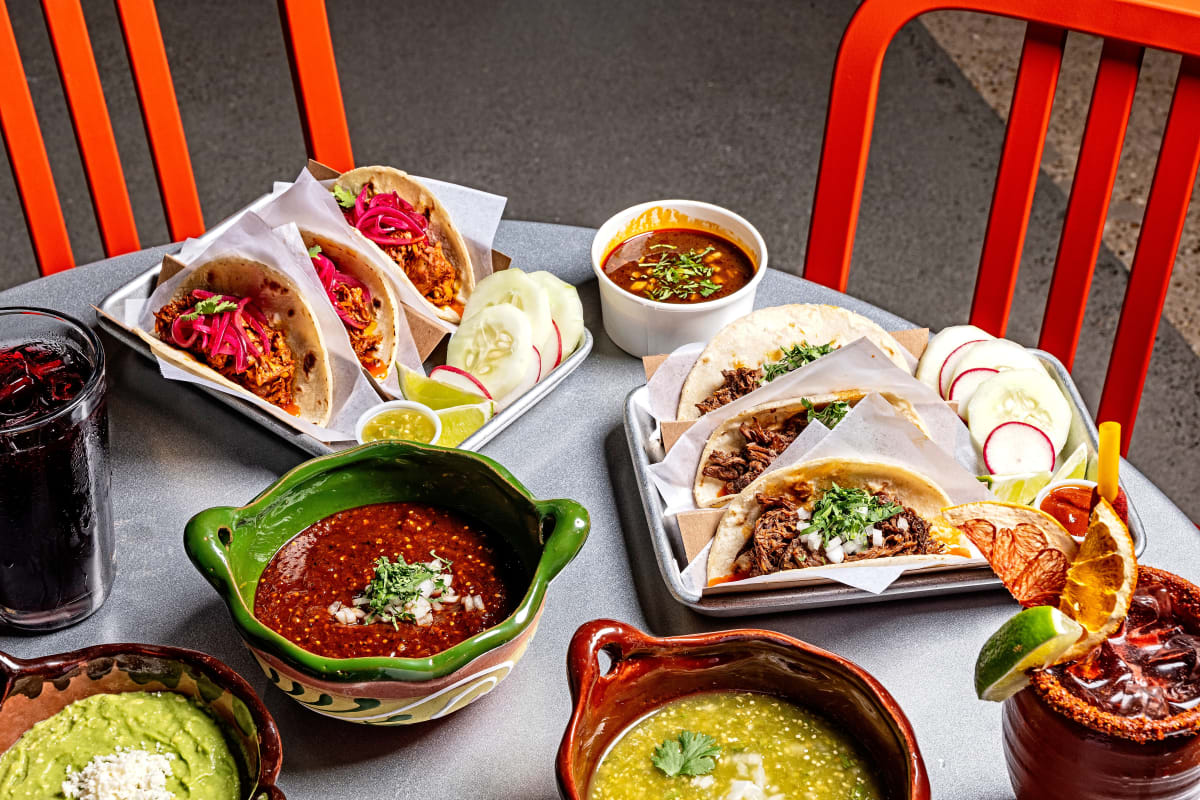 Taqueria Xochi Review U Street Washington DC The Infatuation