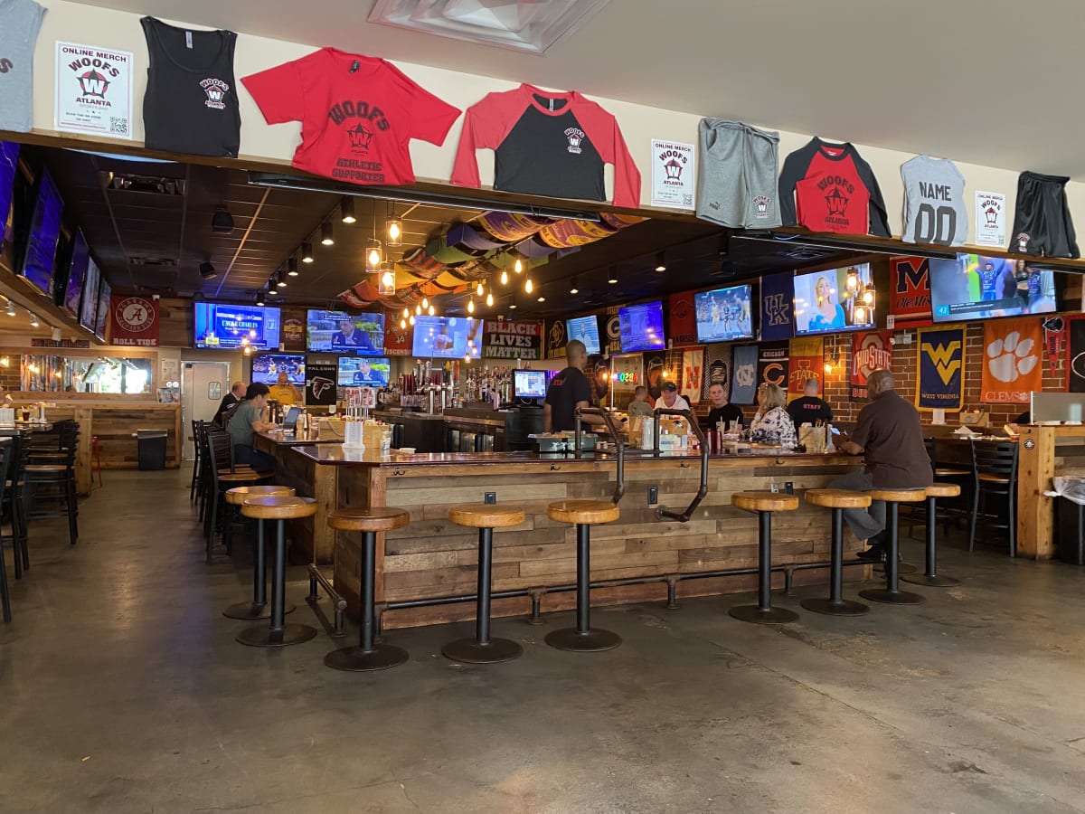 Woofs Sports Bar Review Armour Atlanta The Infatuation