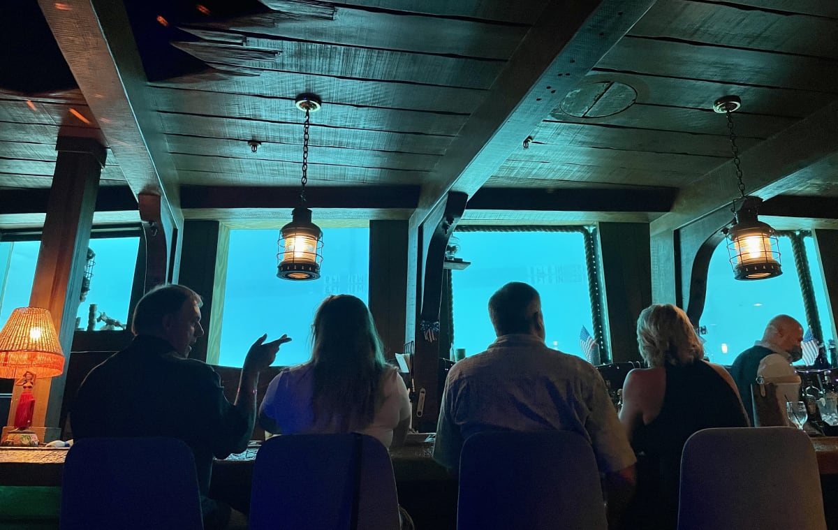 The Wreck Bar Review Fort Lauderdale Miami The Infatuation