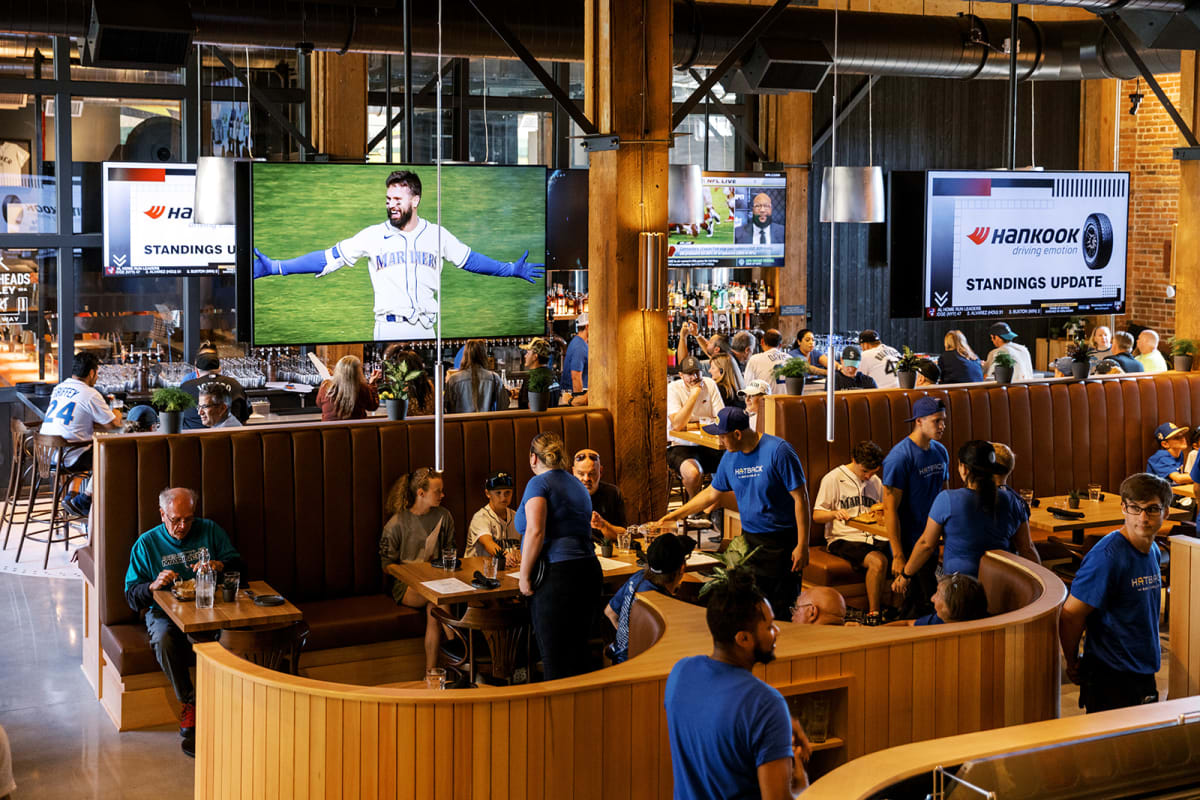 Hatback Bar & Grille Review Sodo Seattle The Infatuation