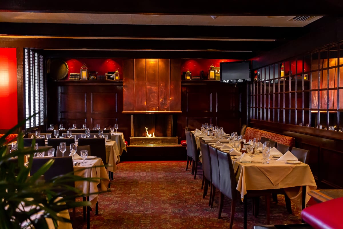 13 Great SF Restaurants & Bars With Fireplaces - San Francisco - The Infatuation