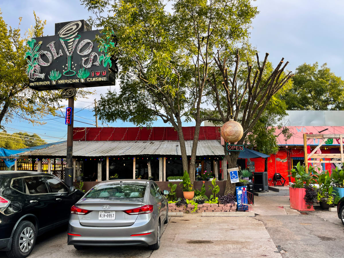 Polvos — Bouldin Creek