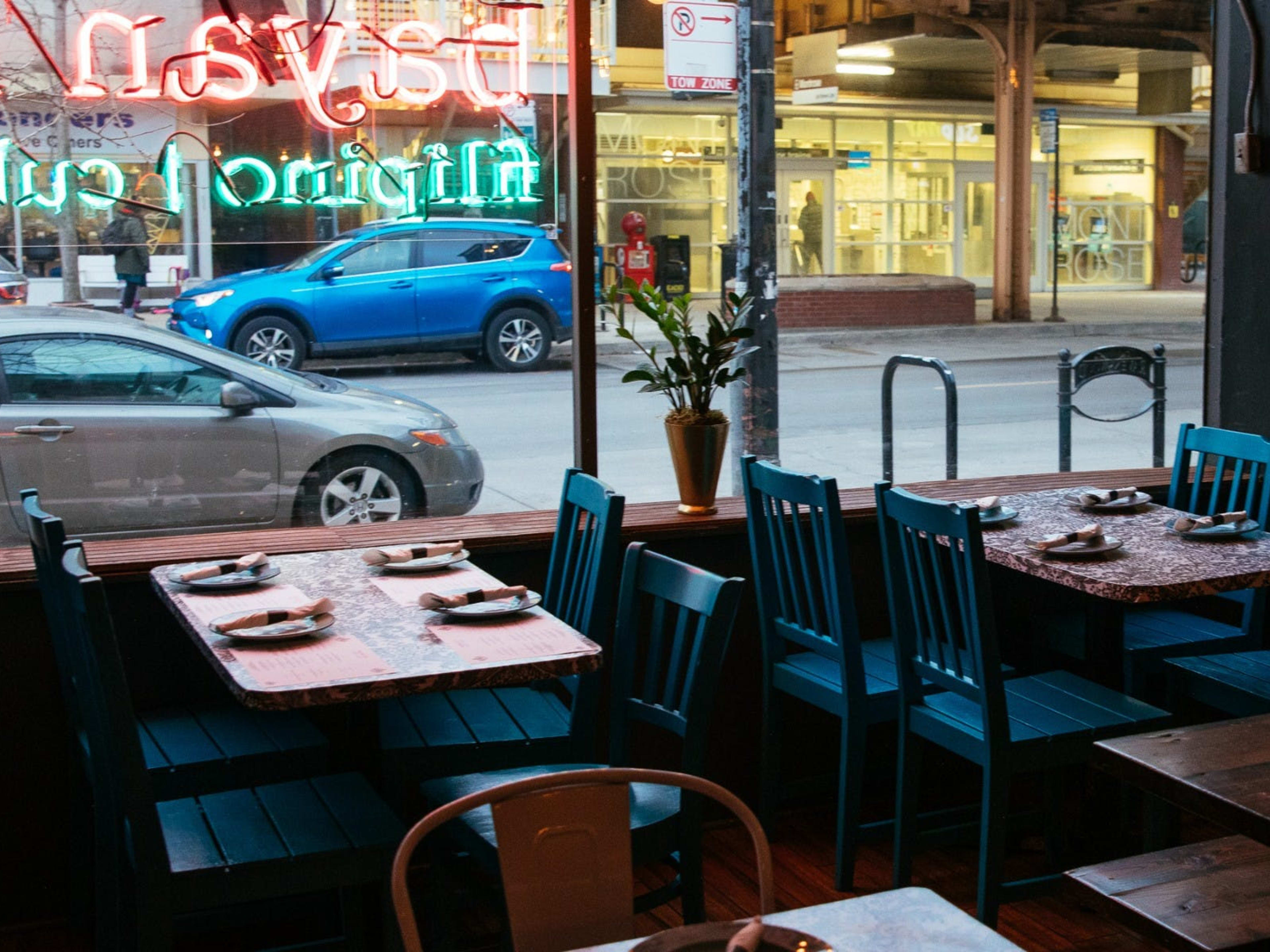 Alegrias Seafood Chicago Wicker Park Chicago The Infatuation