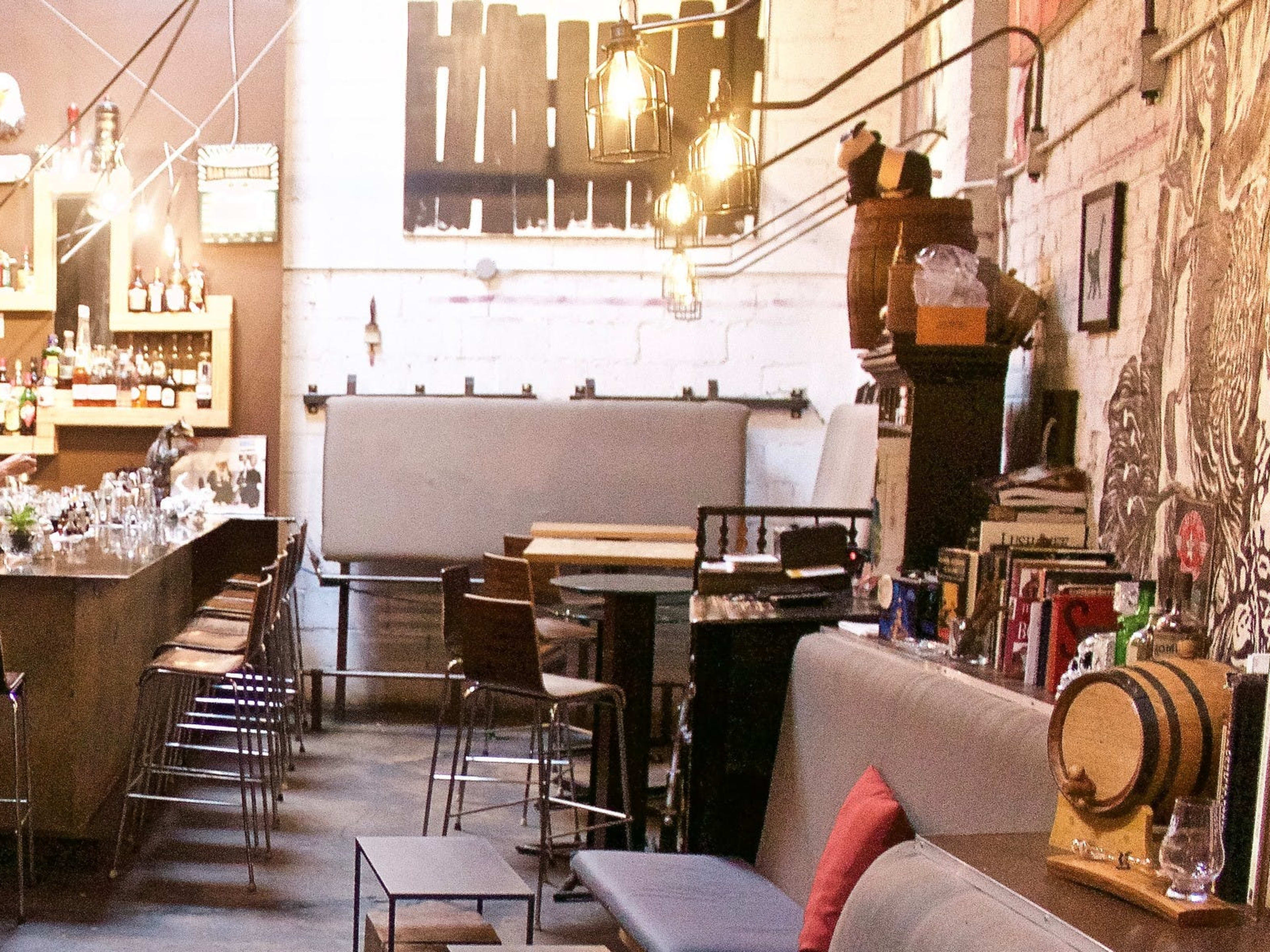 The Longfellow Bar Cambridge Boston The Infatuation