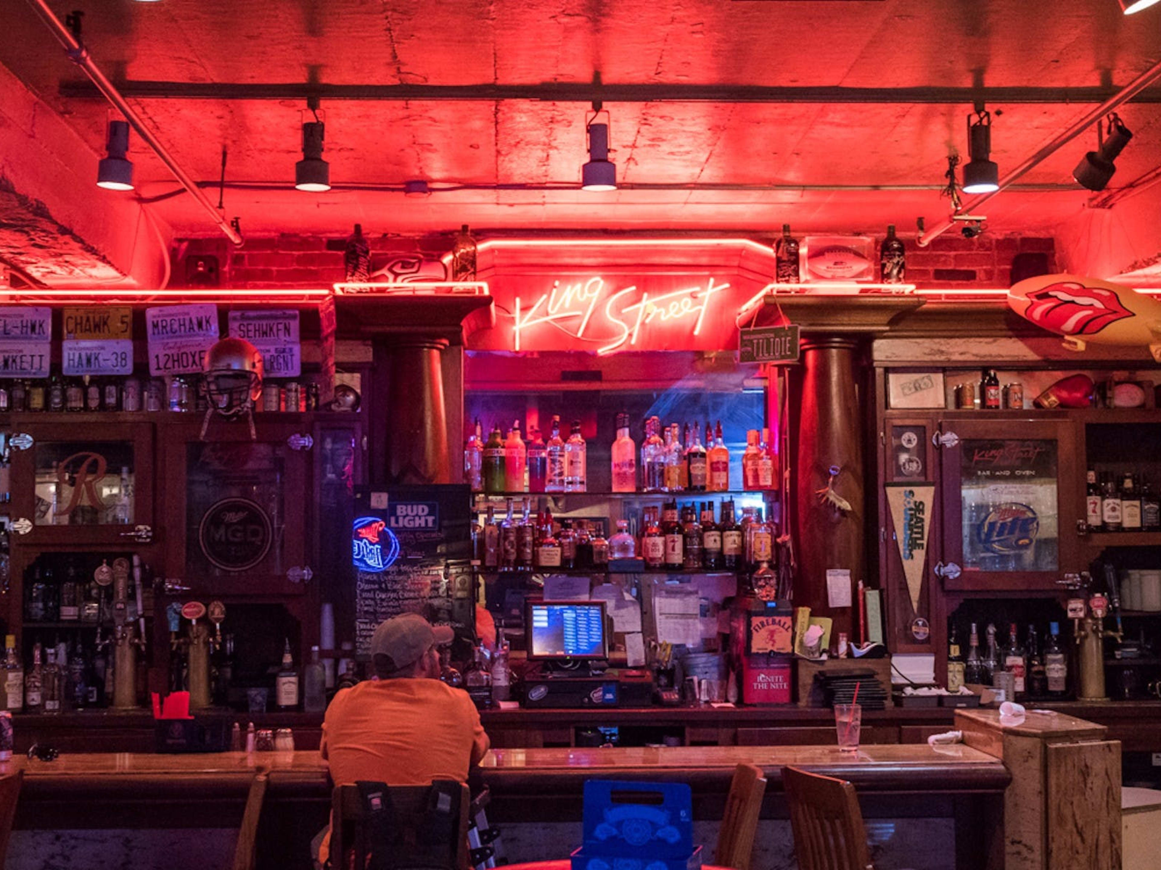 The Duchess Tavern Ravenna/Roosevelt Seattle The Infatuation