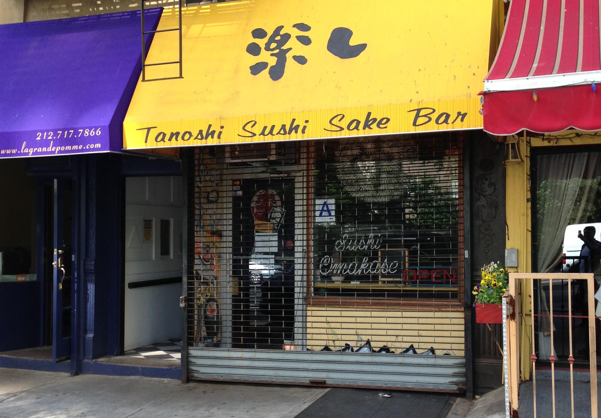 Tanoshi Sushi and american food