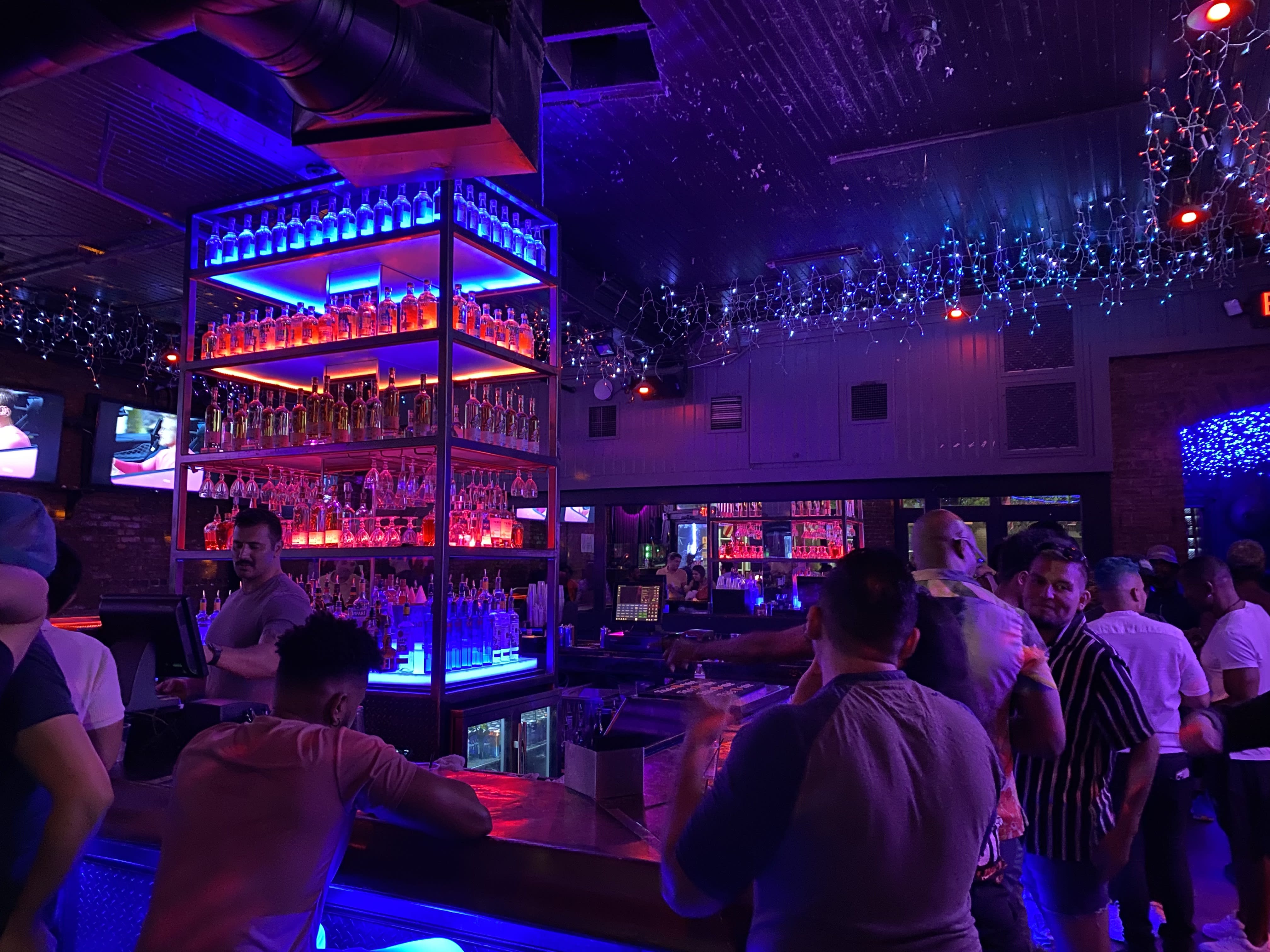 Montreal's Best LGBTQ Bars and Hangouts