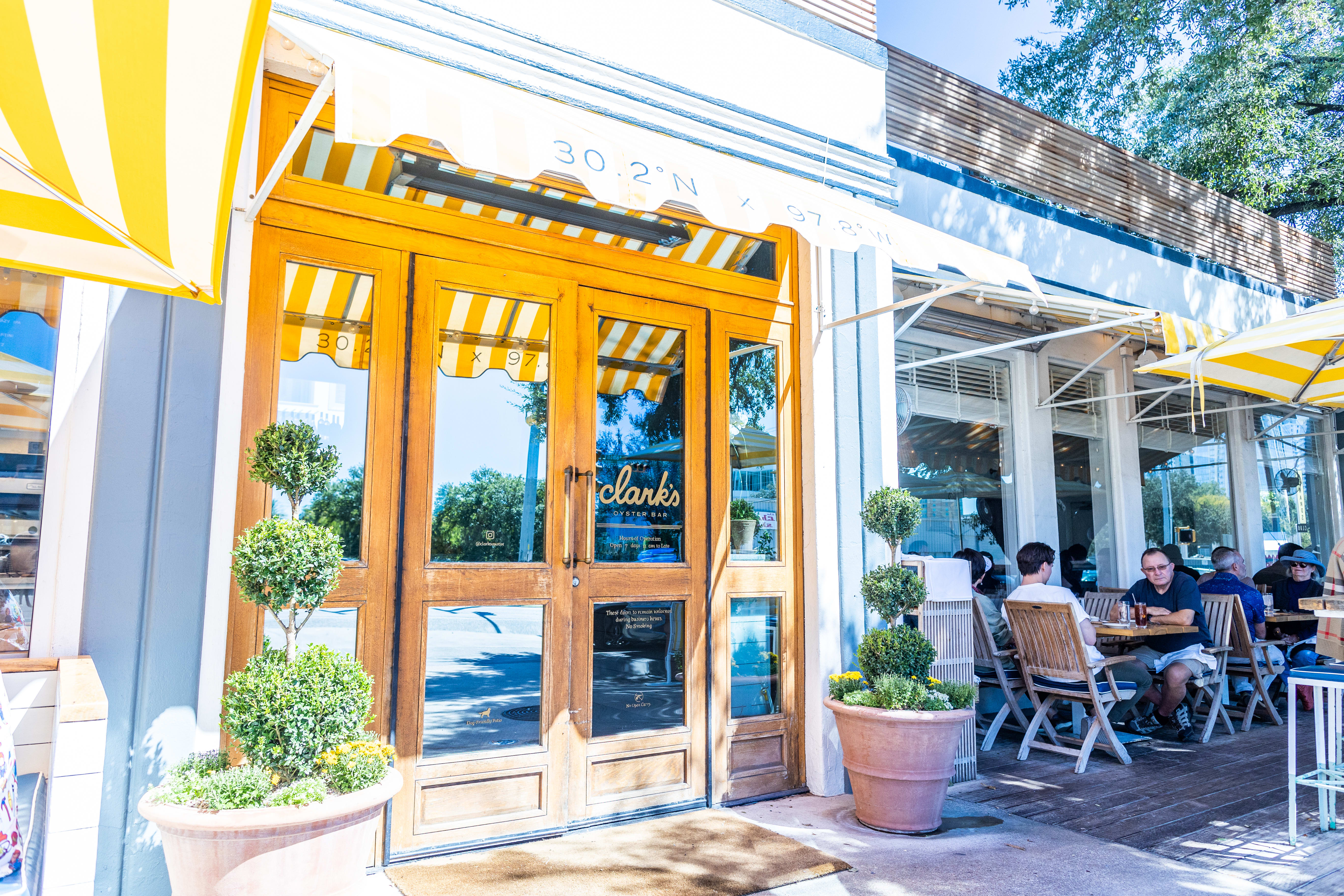 Clark s Oyster Bar Review Clarksville Austin The Infatuation