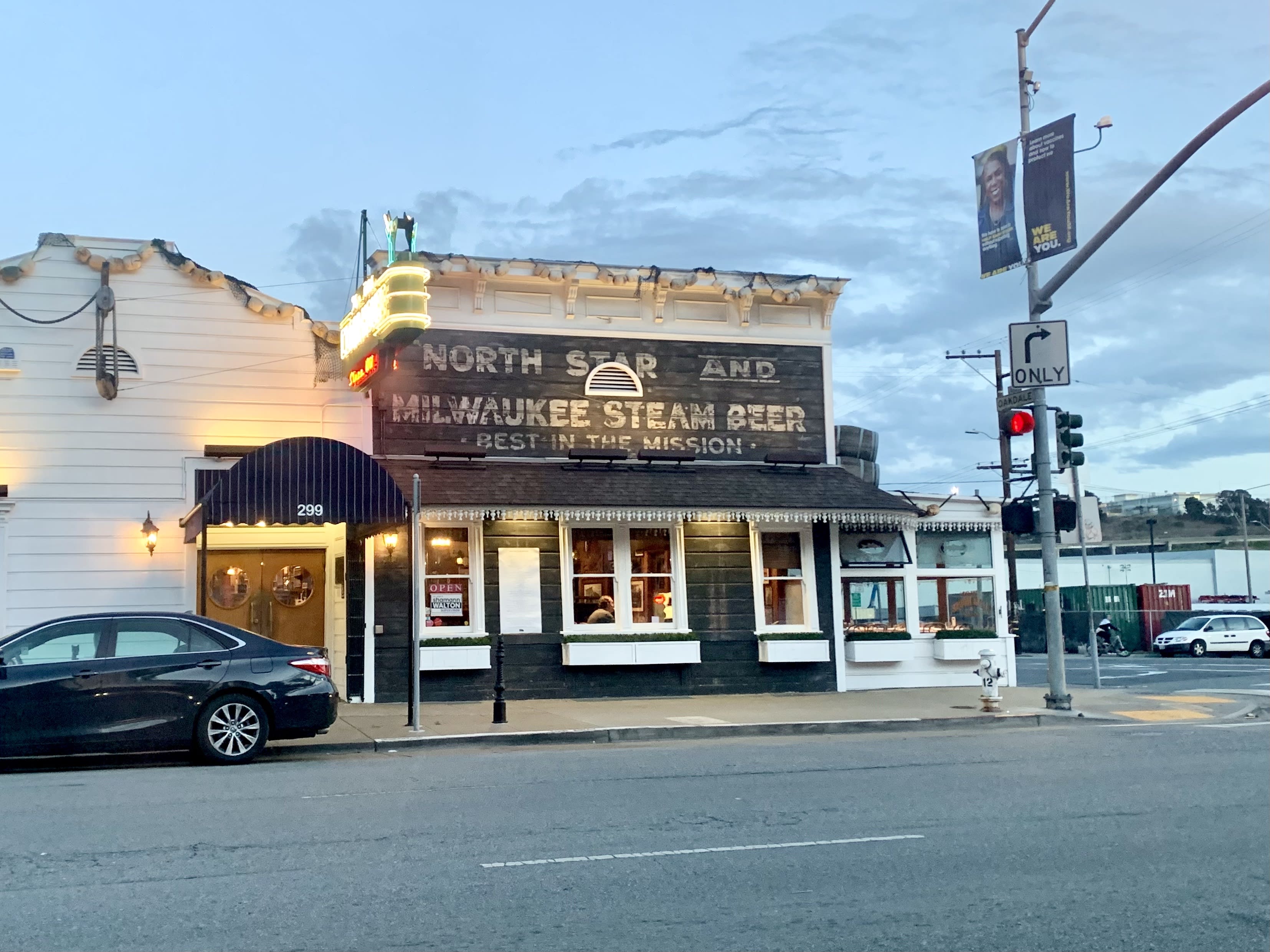 The Old Clam House Bayview San Francisco The Infatuation