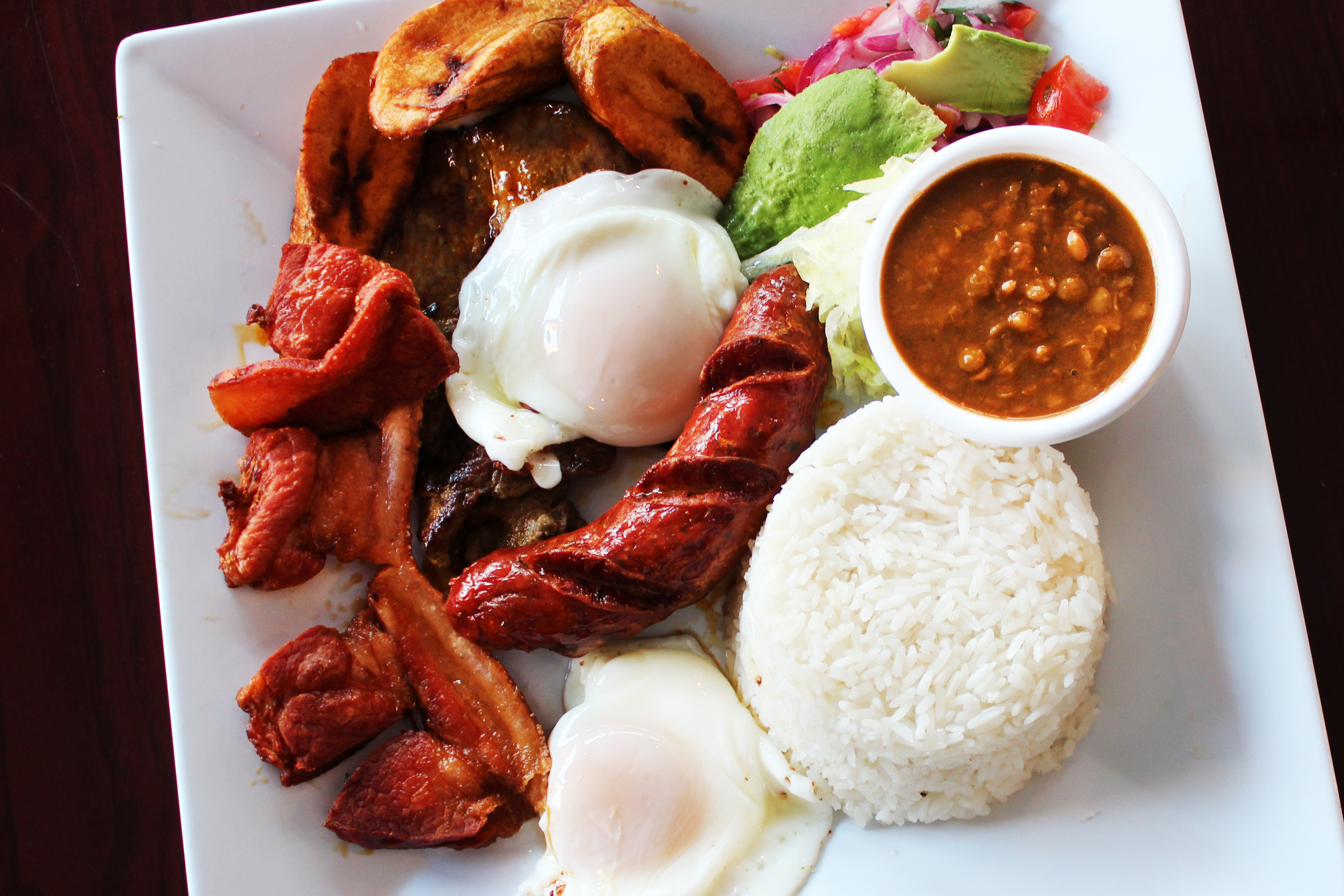 Ecuadorian Food - Ecuadorian restaurant in Long Island City, NY