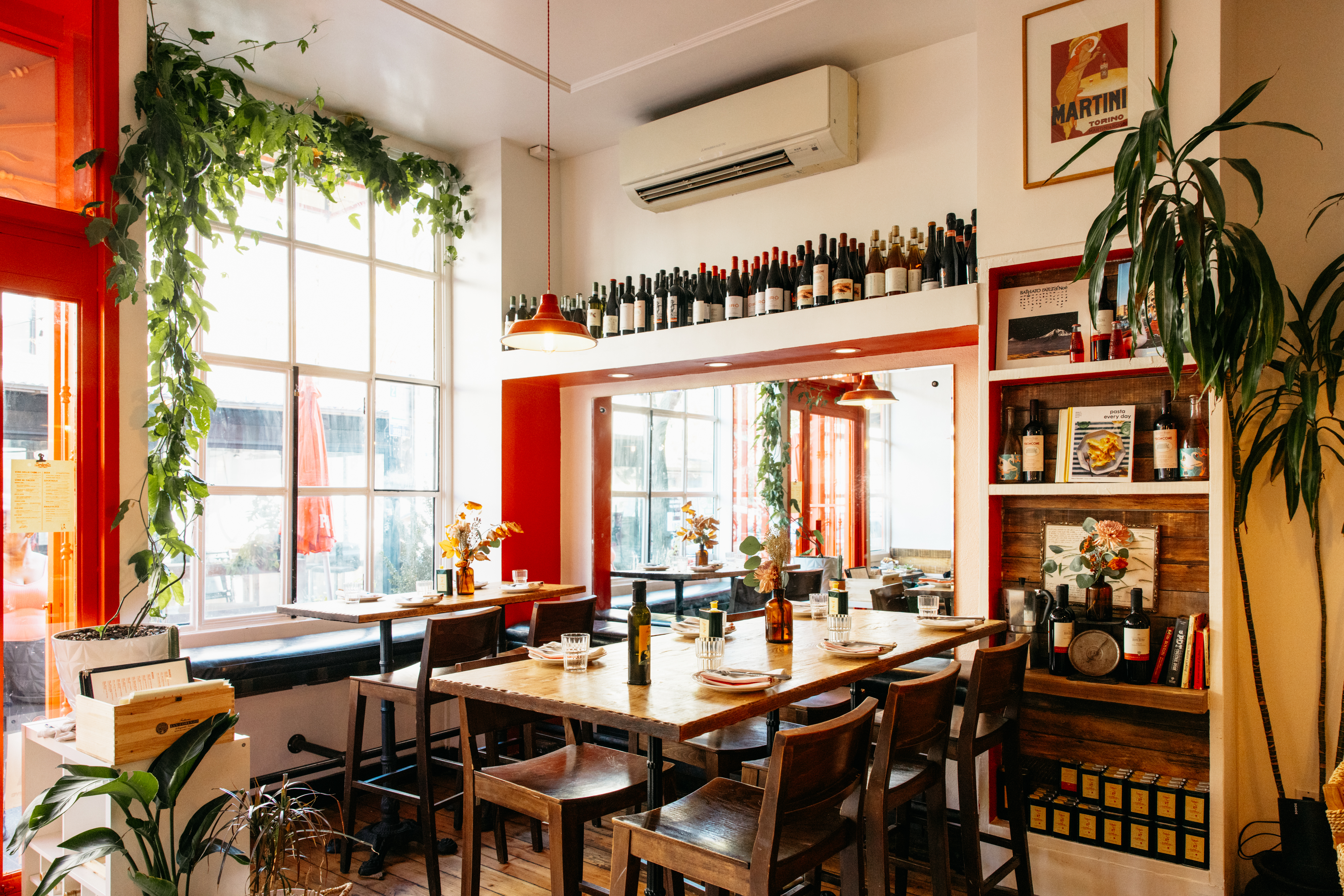 Olas Kitchen - West African restaurant in Brooklyn, NY