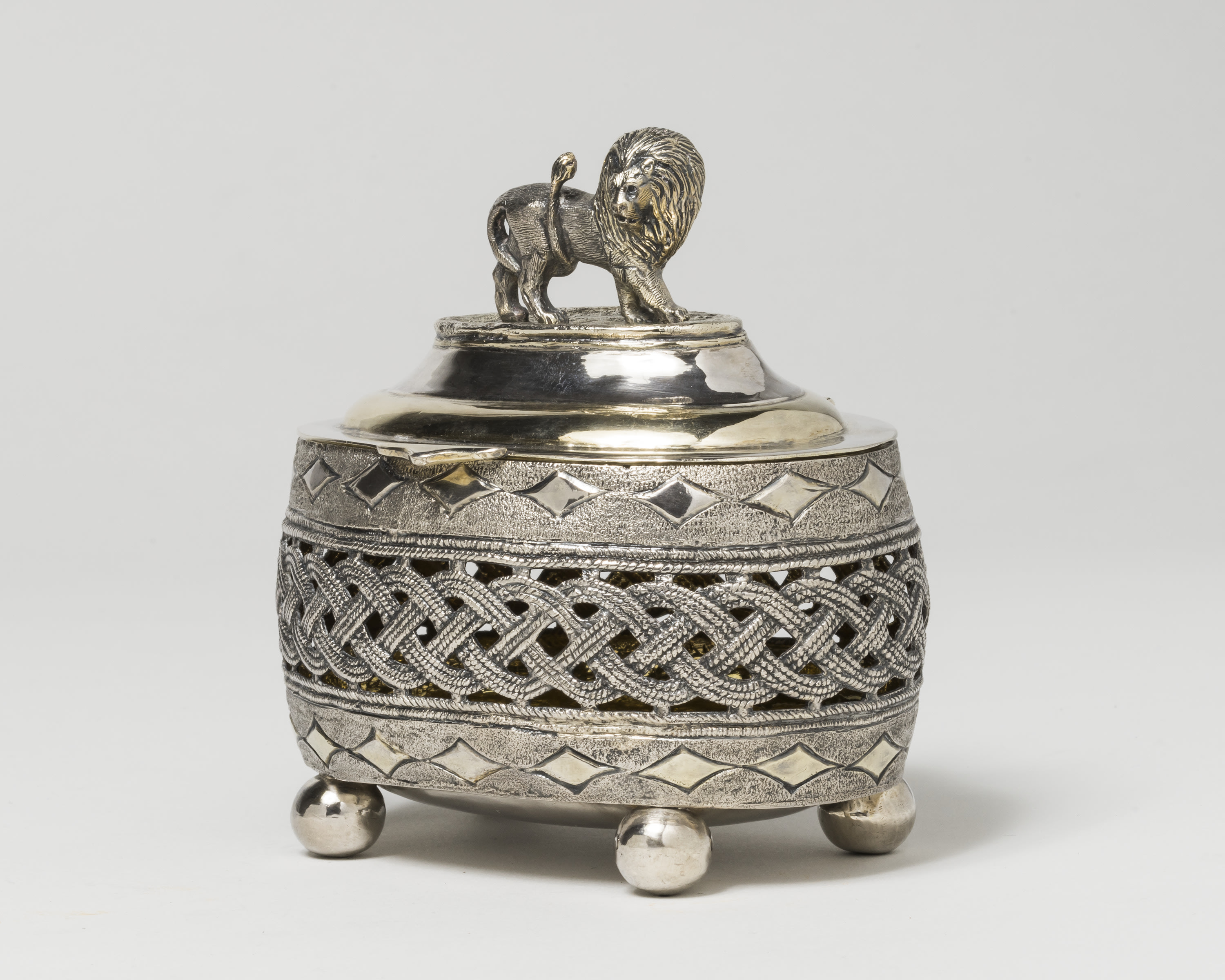 Etrog Container, Silver: parcel-gilt, cast, chased, 1896
