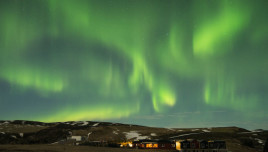 The Romantic Tourist - Iceland