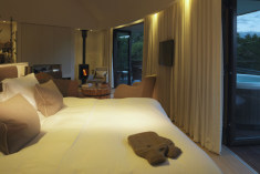 Treehouse Studio Suite at Chewton Glen Hotel & Spa