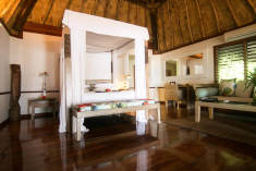 Honeymoon Bure at Qamea Resort & Spa