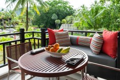 Pearl Bed Suite at The Slate Phuket