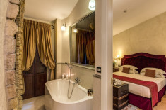 PRESIDENTIAL SUITE at VOI Donna Camilla Savelli Hotel