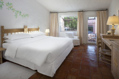 CLASSIC DOUBLE - Guest room, 1 King, Courtyard view at Cervo Hotel, Costa Smeralda Resort