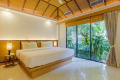 Maenam Suite at Paradise Beach Resort, Samui