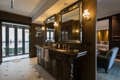 Presidential Suite at Chinoiserie Collection Resort & Spa