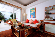 Royal Wing Suite (8 Units)  at Mom Tri’s Villa Royale 