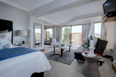 Superior Suite 3 at African Oceans Manor