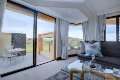 Superior Suite 3 at African Oceans Manor