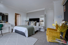 Superior Suite 1 at African Oceans Manor