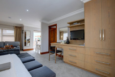 Luxury Suite 6  at African Oceans Manor