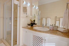 Standard Room 9 at African Oceans Manor