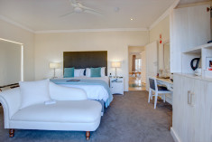 Standard Room 9 at African Oceans Manor