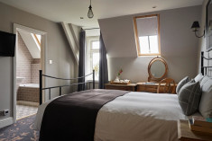 Deluxe Double Room at Cotswold Grange Hotel 