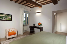 Deluxe Dus_Villa Nuti at PHI Resort Coldimolino