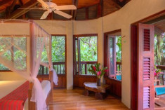 Mango Guest House at Playa Nicuesa Rainforest Lodge | Small Distinctive Hotels Member