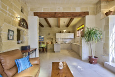 4 bedroom farmhouse in Gozo -  sleeps 11 at Penmon Farmhouse