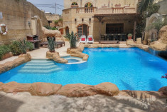 4 bedroom farmhouse in Gozo -  sleeps 11 at Penmon Farmhouse