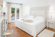 DELUXE SUITE - 1 Bedroom Suite, 1 King, Canal or Pool view at Cervo Hotel, Costa Smeralda Resort