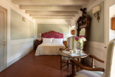 Junior Suite at Torre a Cona Wine Estate