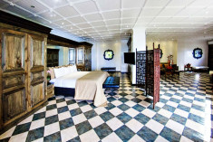 El Barco - Sleeps up to 6 at Hotel Villa Caletas & Zephyr Palace | Small Distinctive Hotels Member