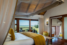 Makwela Suite with plunge pool  at Ulusaba Private Game Reserve 