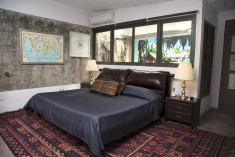 Master Suite with Jacuzzi at La Casa del Atrio