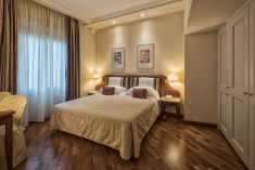 Classic Double Room at Florence Hotel Laurus al Duomo